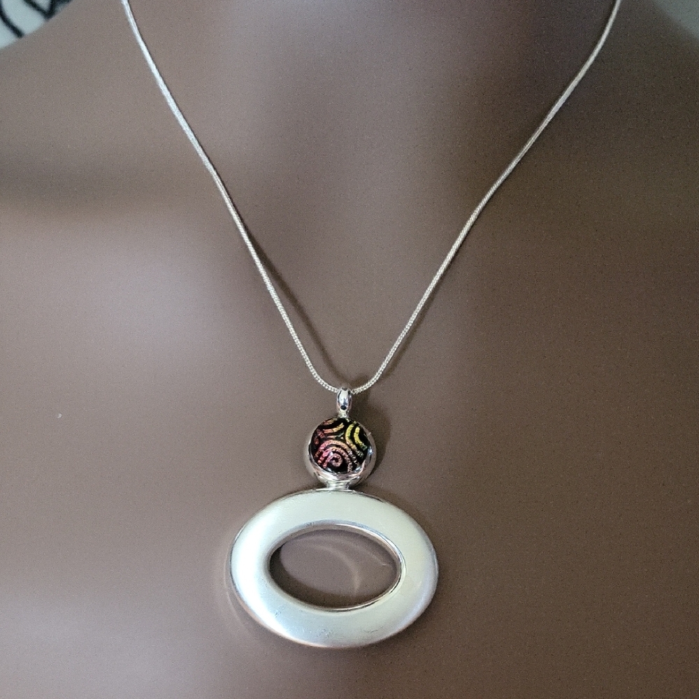 Elegant .925 Sterling Silver Pendant Necklace